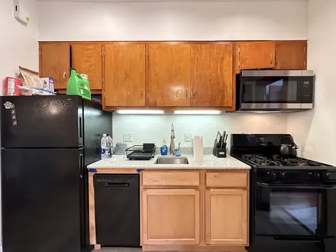 2821 West Shakespeare Avenue Chicago IL 60647