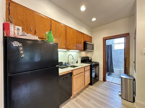 2821 West Shakespeare Avenue Chicago IL 60647