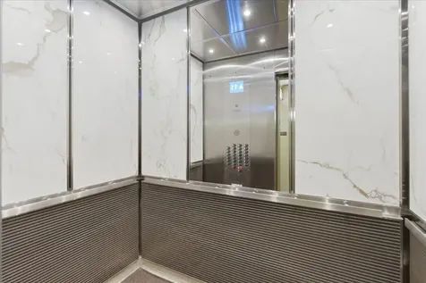 201 East Chestnut Street Chicago IL 60611