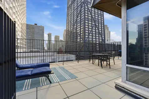 201 East Chestnut Street Chicago IL 60611