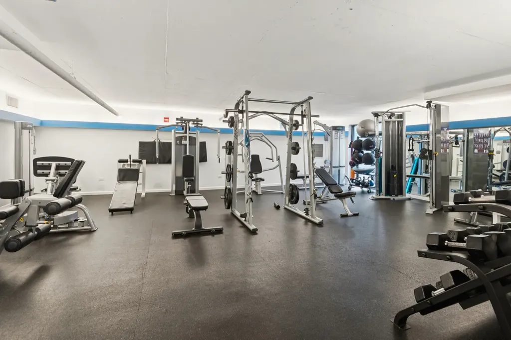 2800 North Lake Shore Drive Chicago IL 60657