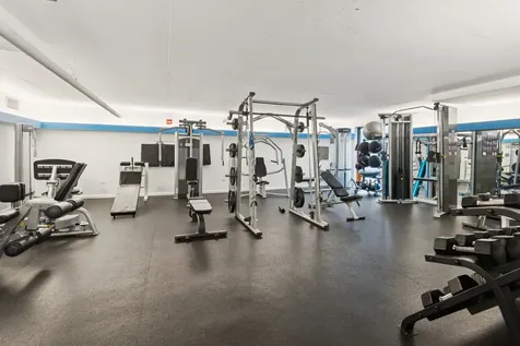 2800 North Lake Shore Drive Chicago IL 60657
