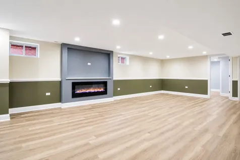 8818 South 55th Court Oak Lawn IL 60453