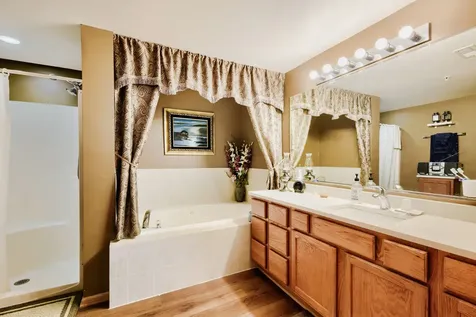 7710 Greenway Boulevard Tinley Park IL 60487