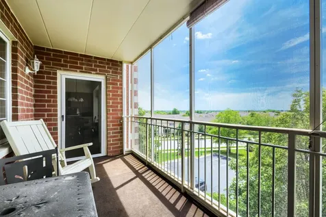 7710 Greenway Boulevard Tinley Park IL 60487