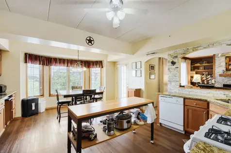 7710 Greenway Boulevard Tinley Park IL 60487