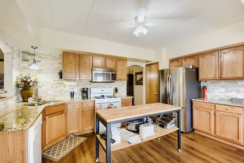 7710 Greenway Boulevard Tinley Park IL 60487
