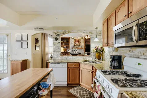 7710 Greenway Boulevard Tinley Park IL 60487