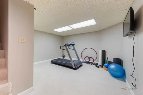 2145 Kenton Lane Libertyville IL 60048