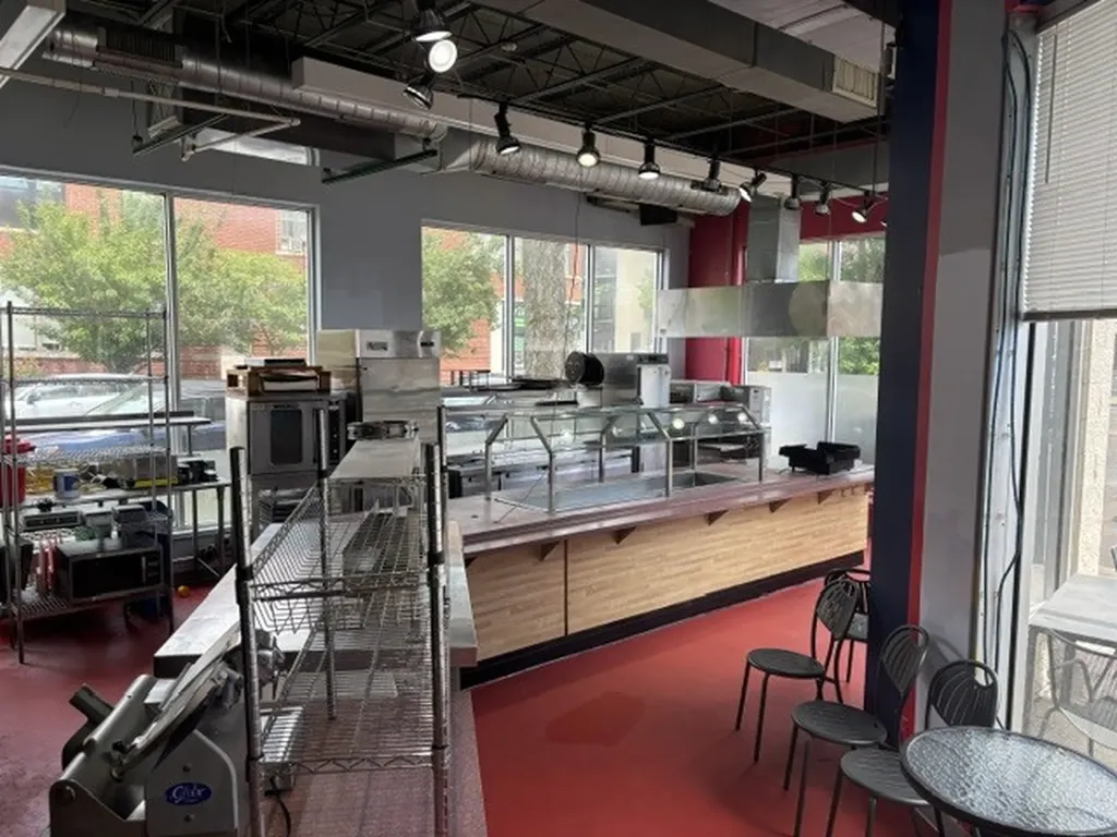 2010 North Damen Avenue Chicago IL 60647