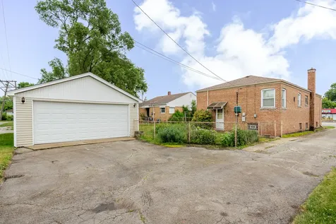 690 East Sibley Boulevard Dolton IL 60419