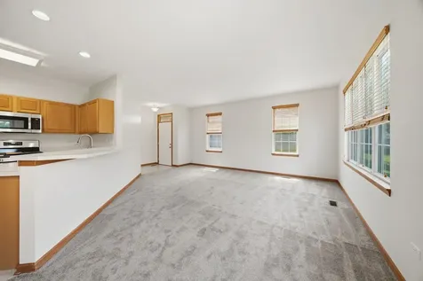 16340 Crescent Lake Drive Crest Hill IL 60403