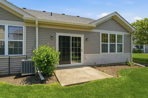 16340 Crescent Lake Drive Crest Hill IL 60403