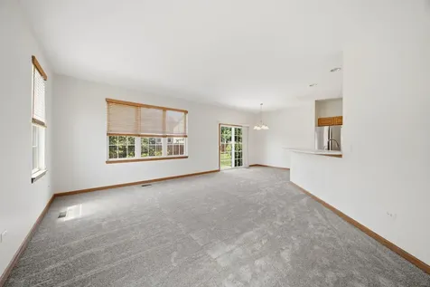 16340 Crescent Lake Drive Crest Hill IL 60403
