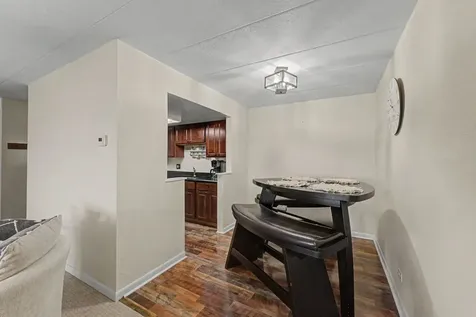 1 Renaissance Place Palatine IL 60067