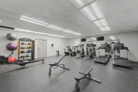 1 Renaissance Place Palatine IL 60067