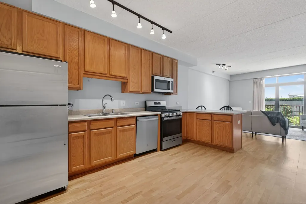 1250 South Indiana Avenue Chicago IL 60605