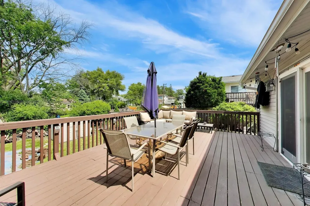 21W154 Everest Road Lombard IL 60148