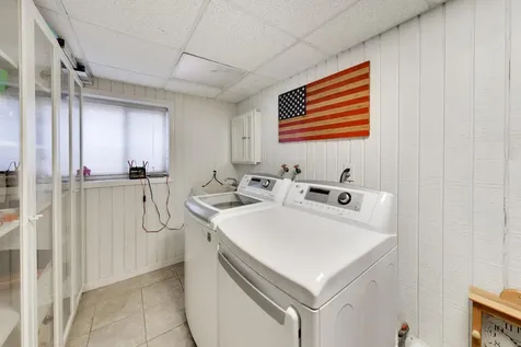 21W154 Everest Road Lombard IL 60148