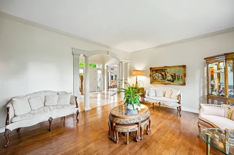 6450 Manor Drive Burr Ridge IL 60527