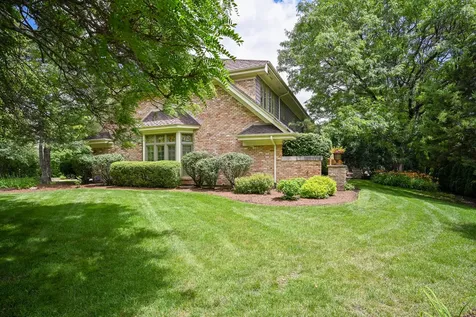 6450 Manor Drive Burr Ridge IL 60527