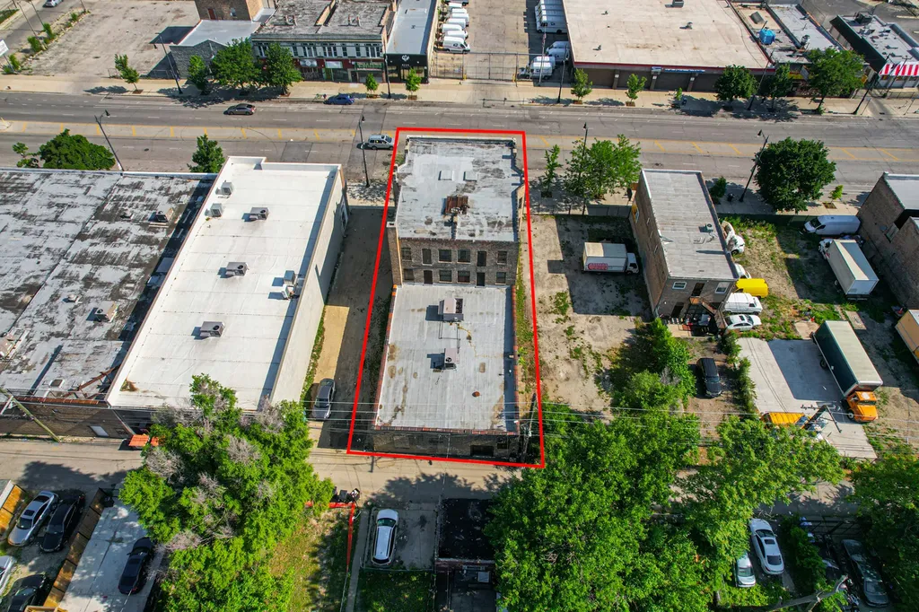 4231 West Madison Street Chicago IL 60624