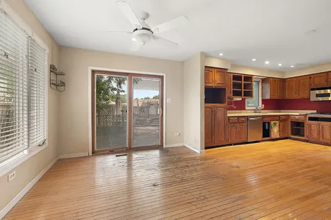 16154 85TH Avenue Tinley Park IL 60487