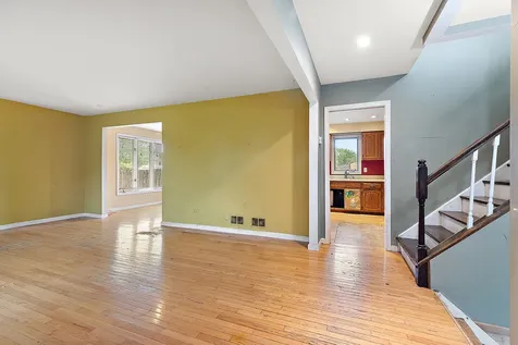 16154 85TH Avenue Tinley Park IL 60487