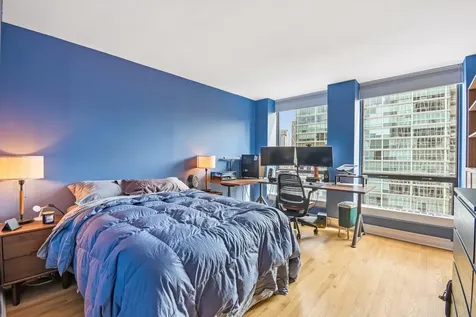 260 East Chestnut Street Chicago IL 60611