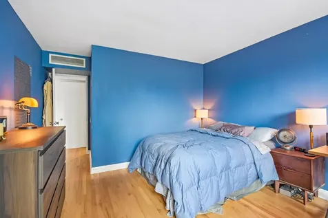 260 East Chestnut Street Chicago IL 60611
