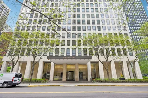 260 East Chestnut Street Chicago IL 60611