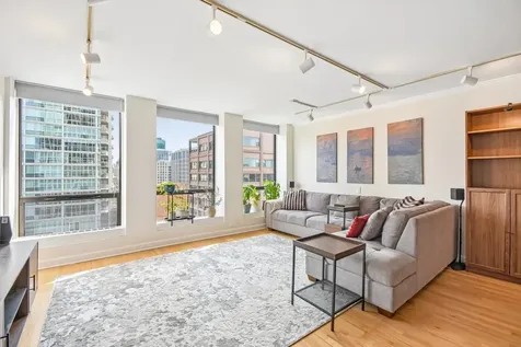 260 East Chestnut Street Chicago IL 60611