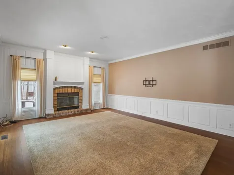 7593 Grace Drive Roscoe IL 61073