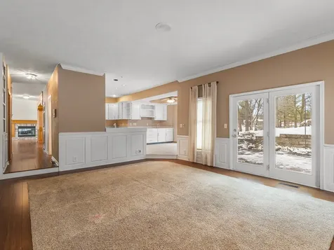 7593 Grace Drive Roscoe IL 61073