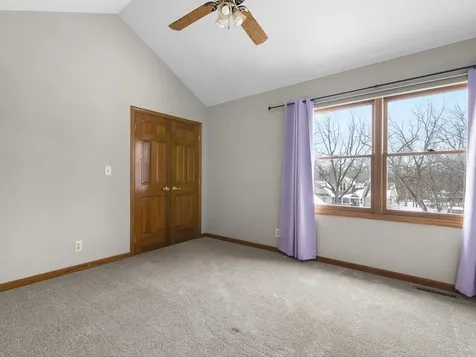 7593 Grace Drive Roscoe IL 61073