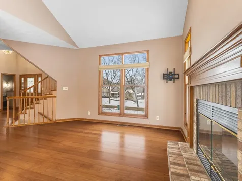 7593 Grace Drive Roscoe IL 61073
