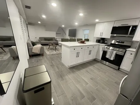 3116 North Damen Avenue Chicago IL 60618