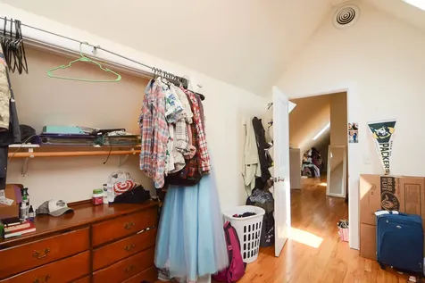 1314 West Roscoe Street Chicago IL 60657