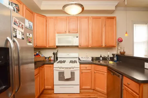 1314 West Roscoe Street Chicago IL 60657
