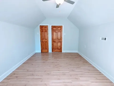834 North Kolin Avenue Chicago IL 60651