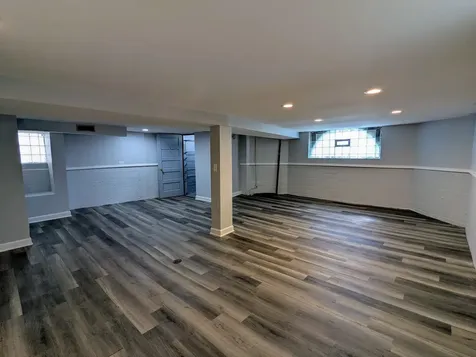 834 North Kolin Avenue Chicago IL 60651