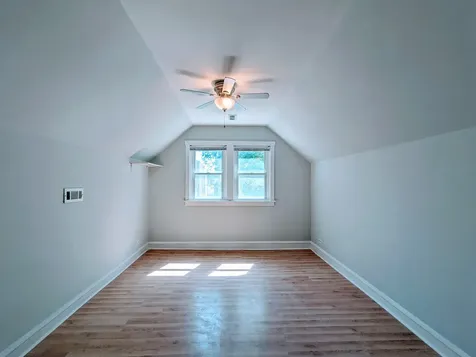 834 North Kolin Avenue Chicago IL 60651