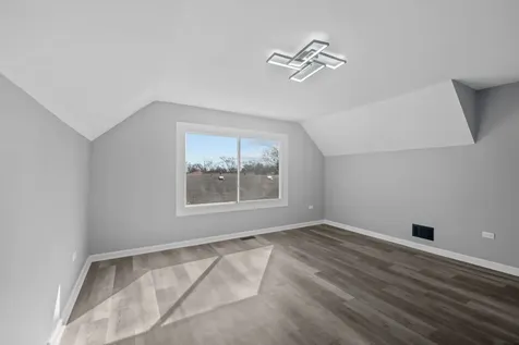 513 Nathan Road University Park IL 60484