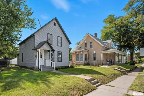 1416 17TH Avenue Moline IL 61265