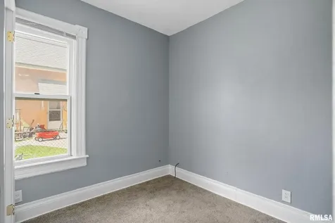 1416 17TH Avenue Moline IL 61265