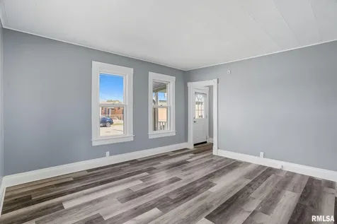 1416 17TH Avenue Moline IL 61265