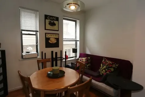 1509 West Fry Street Chicago IL 60642