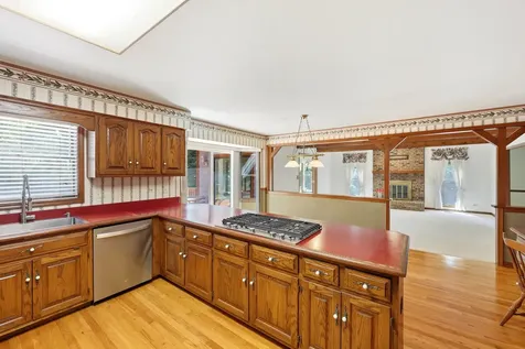 107 Roxborough Place Inverness IL 60010