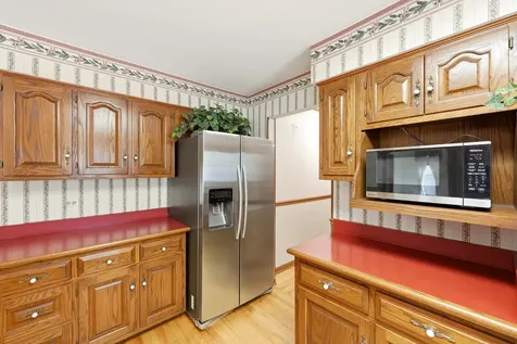 107 Roxborough Place Inverness IL 60010