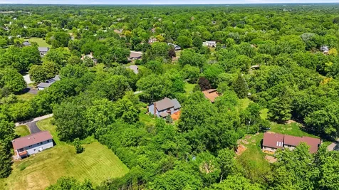 107 Roxborough Place Inverness IL 60010